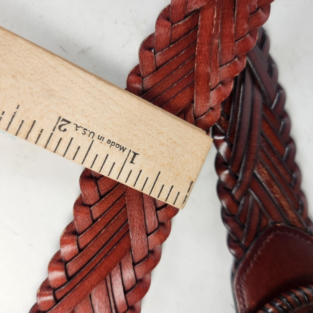 Leather Belt Women’s Small / Medium Brown Braided Round Buckle Casual - Picture 4 of 7